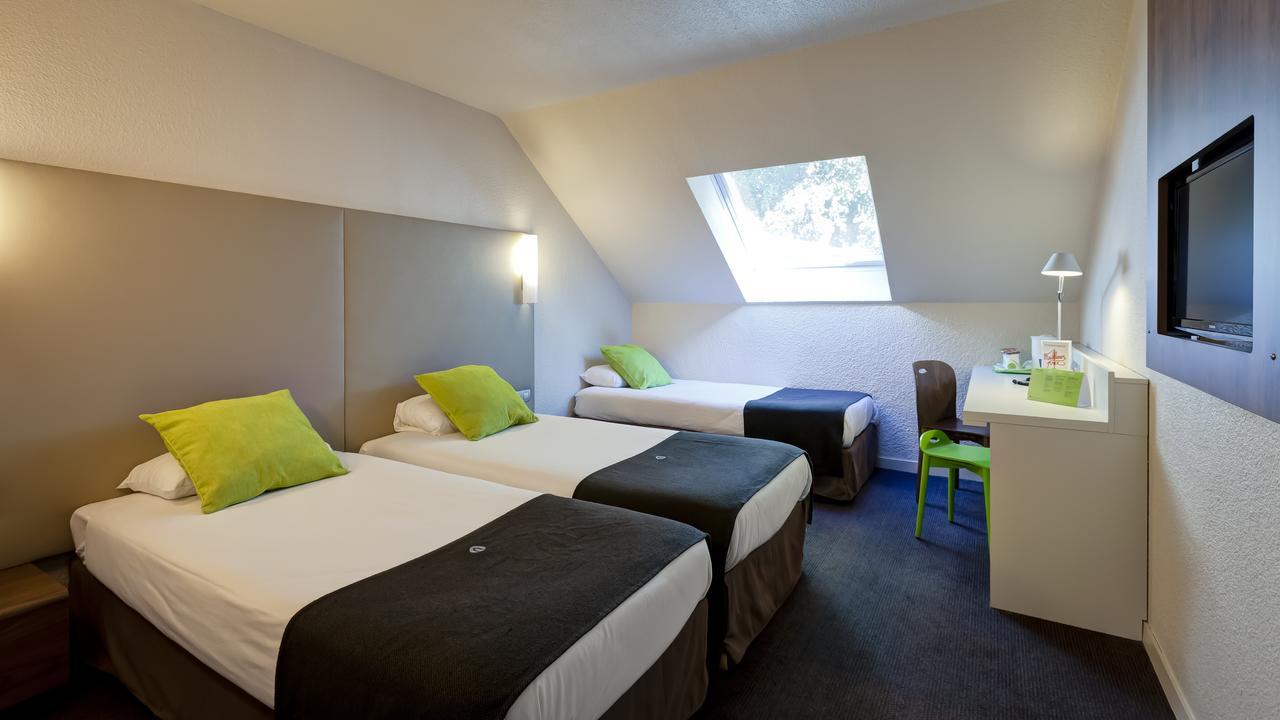 Campanile Geneve - Ferney-Voltaire Hotel Екстериор снимка