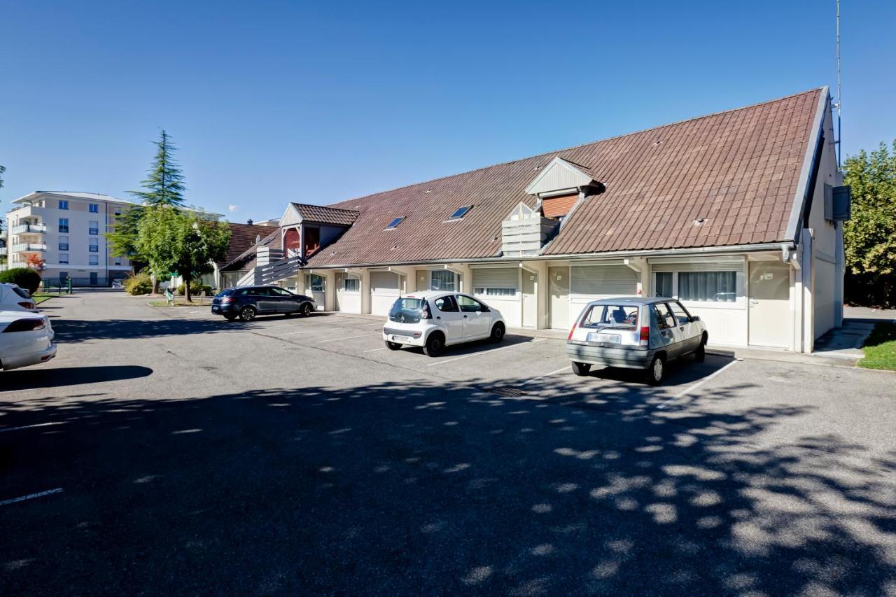 Campanile Geneve - Ferney-Voltaire Hotel Екстериор снимка